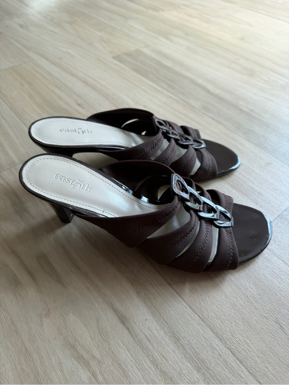 Vintage Y2K East 5th Brown Strappy Kitten Heel Sandals Size 8
